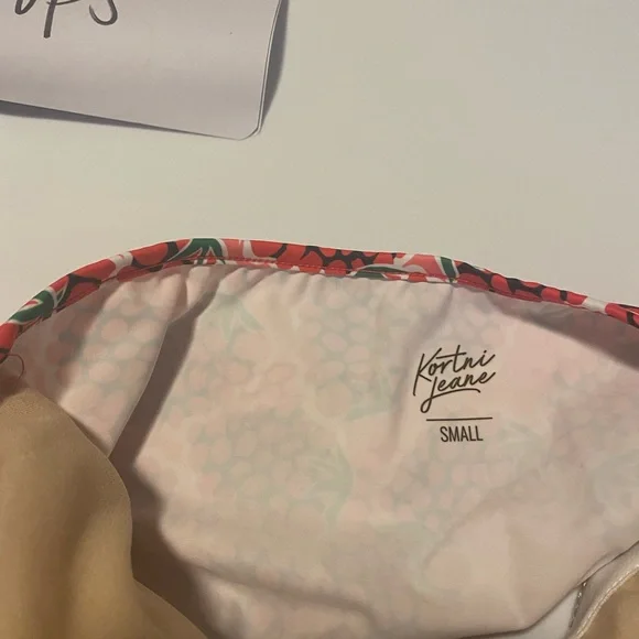 Kortni Jeane Tied Up Top - Picture 3 of 4